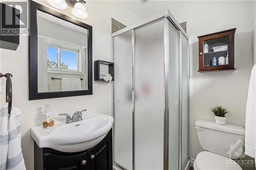 ensuite with new shower enclosure - 1657 7Th Line Road, Carleton Place, ON - Indoor Photo Showing Bathroom