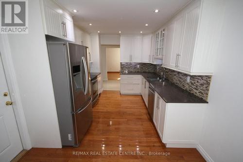 8 Governor Grove Crescent, Brampton, ON - Indoor Photo Showing Kitchen With Double Sink