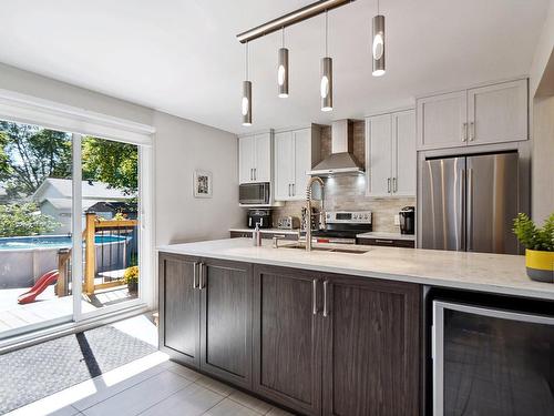 Kitchen - 1810 51E Avenue (P.-A.-T.), Montréal (Rivière-Des-Prairies/Pointe-Aux-Trembles), QC - Indoor Photo Showing Kitchen With Upgraded Kitchen