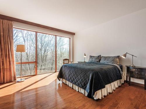 Master bedroom - 1470 Rue Des Alouettes, Saint-Bruno-De-Montarville, QC - Indoor Photo Showing Bedroom