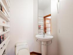 Powder room - 