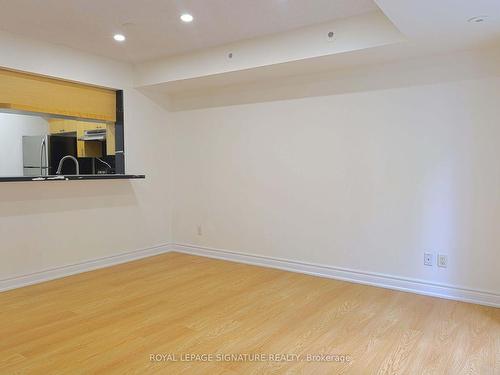 1145-5 Everson Dr, Toronto, ON - Indoor Photo Showing Other Room