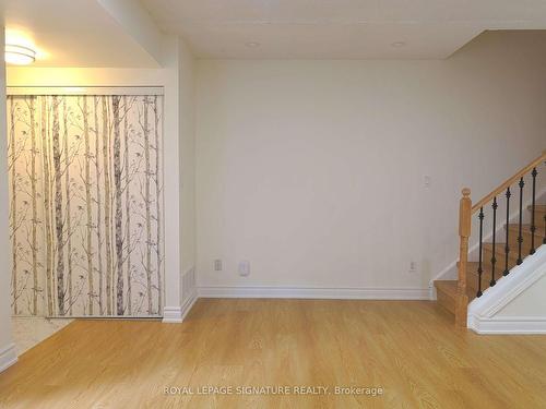 1145-5 Everson Dr, Toronto, ON - Indoor Photo Showing Other Room