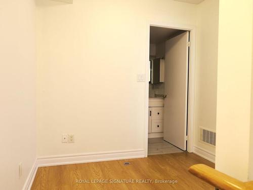 1145-5 Everson Dr, Toronto, ON - Indoor Photo Showing Other Room