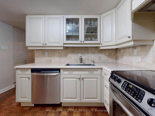 704-3900 Yonge St, Toronto, ON - Indoor Photo Showing Kitchen