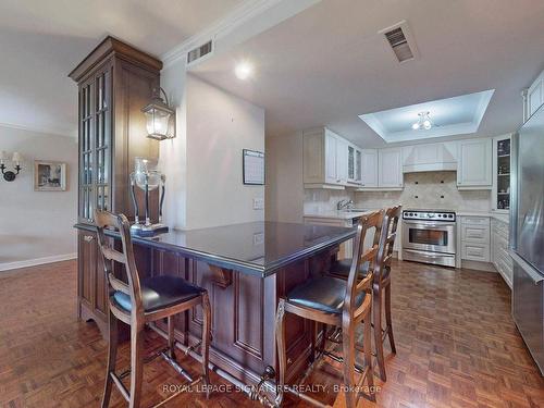 704-3900 Yonge St, Toronto, ON - Indoor Photo Showing Kitchen