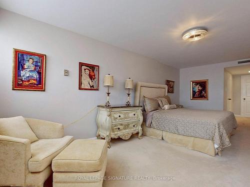 704-3900 Yonge St, Toronto, ON - Indoor Photo Showing Bedroom