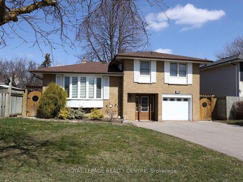 32 Coniston Ave, Brampton, ON - Outdoor With Facade