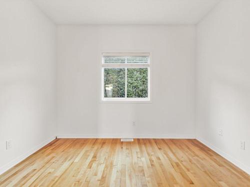 Bedroom - 72 Rue Paul-Verlaine, Gatineau (Aylmer), QC - Indoor Photo Showing Other Room