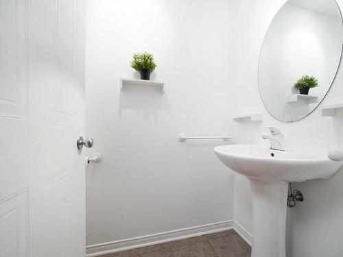 Powder room - 2554 Rue Lyall, Montréal (Mercier/Hochelaga-Maisonneuve), QC 