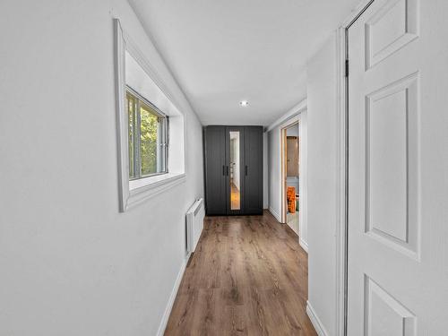 Passageway - 90 Rue Jean, Drummondville, QC - Indoor Photo Showing Other Room