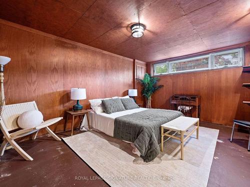 48 Oakmeadow Blvd, Toronto, ON - Indoor Photo Showing Bedroom