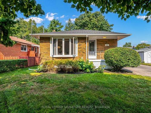 809 Annes St, Whitby, ON - Outdoor With Deck Patio Veranda