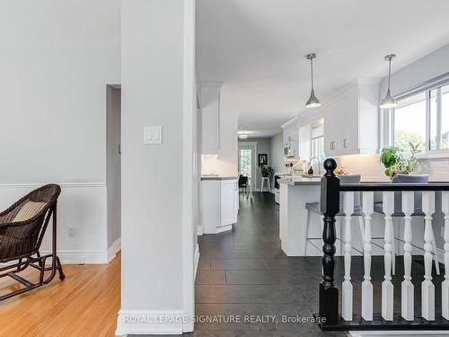 809 Annes St, Whitby, ON - Indoor Photo Showing Dining Room