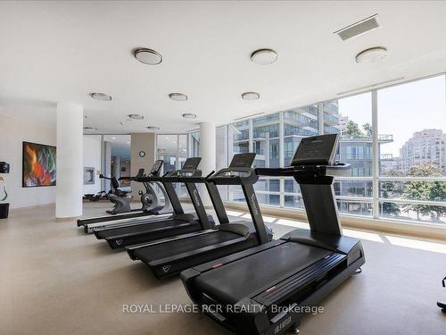 1102-2230 Lake Shore Blvd W, Toronto, ON - Indoor Photo Showing Gym Room