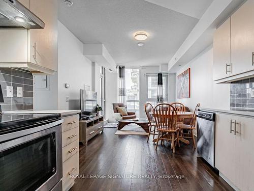 412-17 Zorra St, Toronto, ON - Indoor Photo Showing Kitchen With Upgraded Kitchen