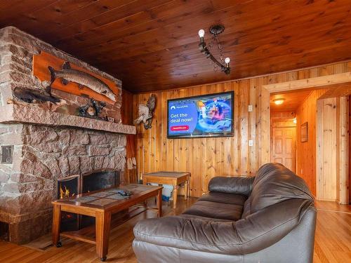 880 Cedar Point Road, Waldof, ON 