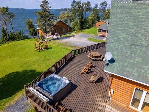 880 Cedar Point Road, Waldof, ON 