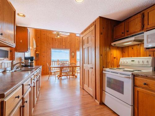 880 Cedar Point Road, Waldof, ON 