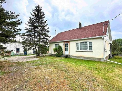 7647 Hwy 11/17, Kaministiquia, ON - Outdoor