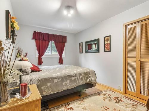 181 Gould Road, Kenora, ON - Indoor Photo Showing Bedroom