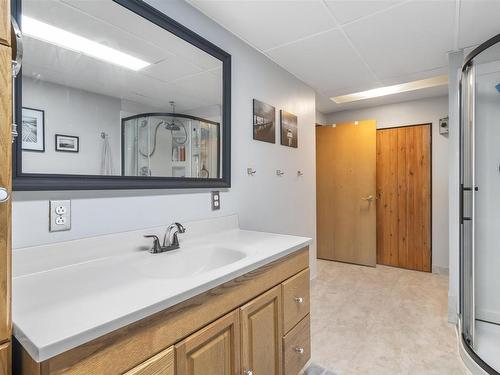 181 Gould Road, Kenora, ON - Indoor Photo Showing Bathroom