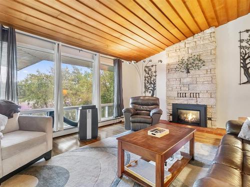 181 Gould Road, Kenora, ON - Indoor Photo Showing Living Room With Fireplace