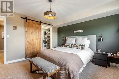 202 - 904 Paisley Road, Guelph, ON - Indoor Photo Showing Bedroom