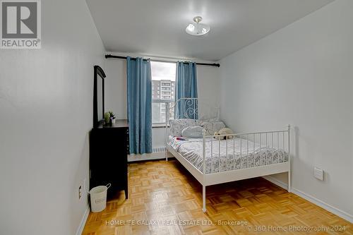 608 - 31 Four Winds Drive, Toronto (York University Heights), ON - Indoor Photo Showing Bedroom