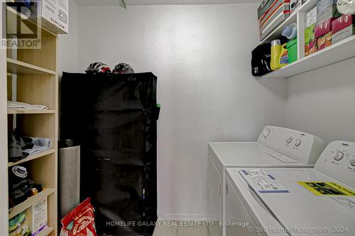 608 - 31 Four Winds Drive, Toronto (York University Heights), ON - Indoor Photo Showing Laundry Room