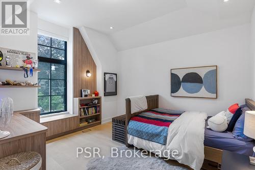 39 Inglewood Drive, Mississauga (Mineola), ON - Indoor Photo Showing Bedroom