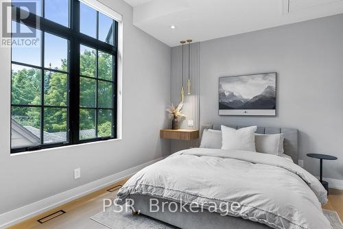 39 Inglewood Drive, Mississauga (Mineola), ON - Indoor Photo Showing Bedroom