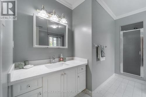 5592 Shillington Drive, Mississauga (East Credit), ON - Indoor Photo Showing Bathroom