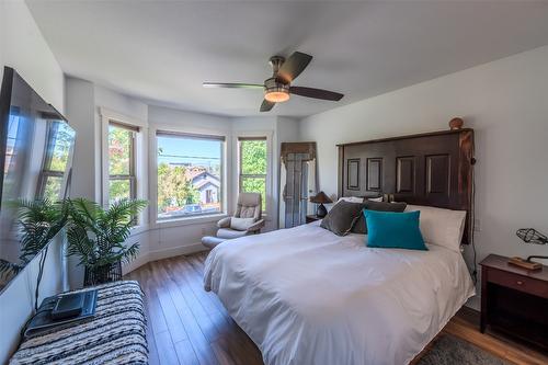 101-416 Heales Avenue, Penticton, BC - Indoor Photo Showing Bedroom