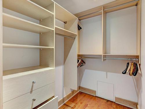 3-1090 Boul. Graham, Mont-Royal, QC - Indoor With Storage