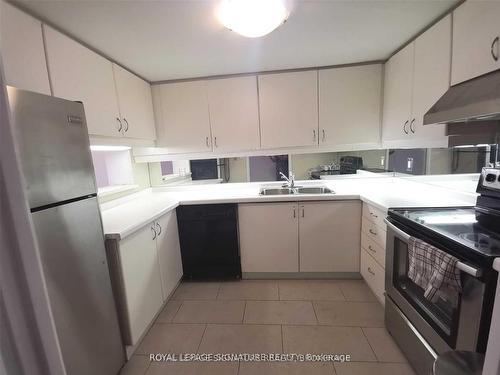 1412-711 Bay St, Toronto, ON - Indoor Photo Showing Kitchen With Double Sink