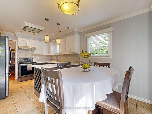 135 William Stephenson Dr, Whitby, ON - Indoor Photo Showing Dining Room