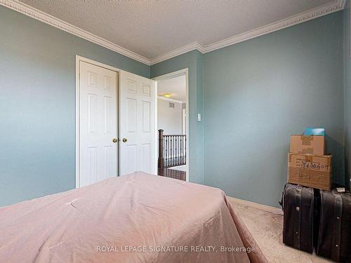 135 William Stephenson Dr, Whitby, ON - Indoor Photo Showing Bedroom