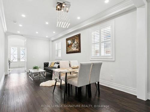 506 Clifford Perry Pl, Newmarket, ON - Indoor Photo Showing Dining Room