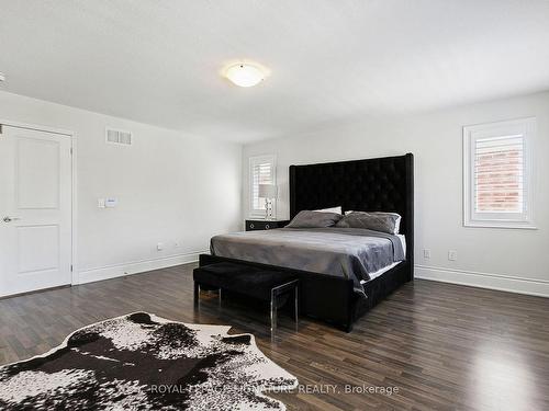 506 Clifford Perry Pl, Newmarket, ON - Indoor Photo Showing Bedroom