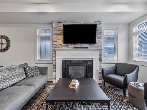 187 Yellow Birch Cres, Blue Mountains, ON - Indoor Photo Showing Living Room With Fireplace