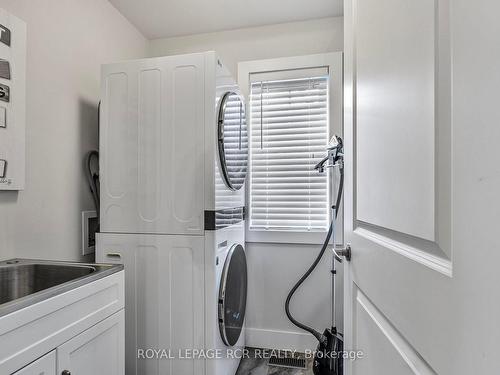 187 Yellow Birch Cres, Blue Mountains, ON - Indoor Photo Showing Laundry Room