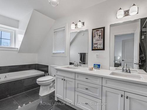 187 Yellow Birch Cres, Blue Mountains, ON - Indoor Photo Showing Bathroom