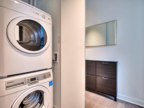 Laundry room - 207-1155 Rue De La Montagne, Montréal (Ville-Marie), QC - Indoor Photo Showing Laundry Room