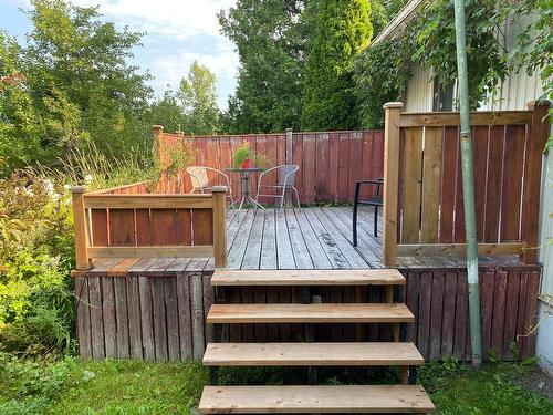 Terrasse - 35 Rue Tremblay, Clermont, QC - Outdoor