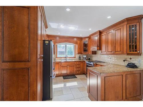 Kitchen - 3055 Rue St-Victor, Laval (Duvernay), QC - Indoor Photo Showing Kitchen