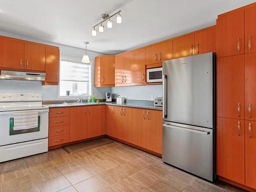 Kitchen - 218A  - 218C Rue Elm, Châteauguay, QC - Indoor Photo Showing Kitchen