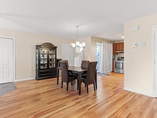 Dining room - 218A  - 218C Rue Elm, Châteauguay, QC - Indoor Photo Showing Dining Room