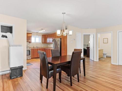 Dining room - 218A  - 218C Rue Elm, Châteauguay, QC - Indoor Photo Showing Dining Room