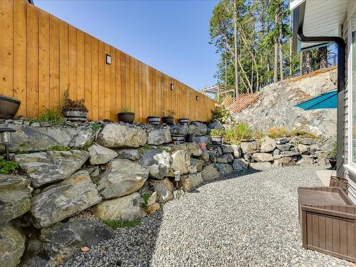 949 Craig Rd, Ladysmith, BC 